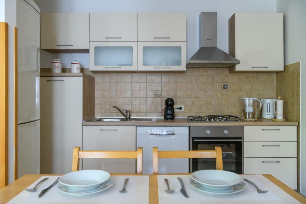 Apartment Sunce プーラ エクステリア 写真