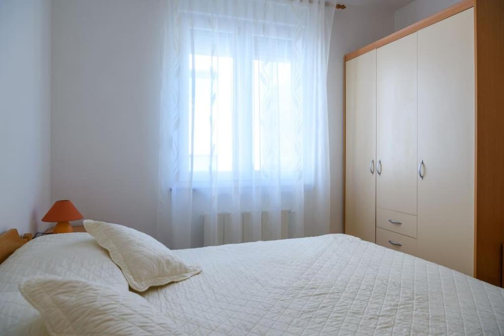 Apartment Sunce プーラ エクステリア 写真